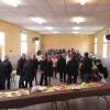 Repas Eglise du 25 mars 2018: un groupe à l'apéro