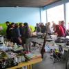 vide grenier du 13 mai 2018: exposants sous le preau des écoles